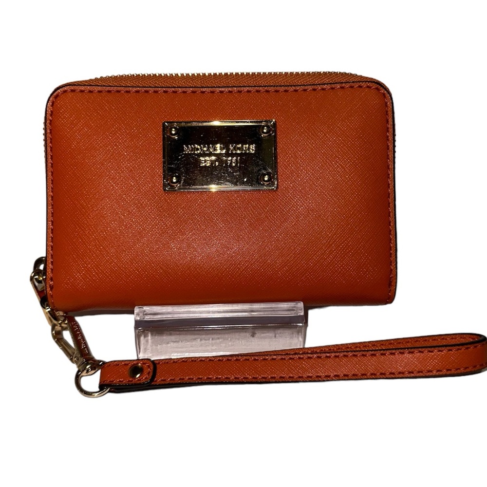 Michael Kors EUC Orange Saffiano Leather Jet Set Wallet with Wrist Strap